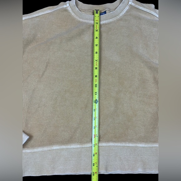 Charles River Size M Short Length Long Sleeve Crewneck Pullover Textured Yellow - Picture 4 of 7